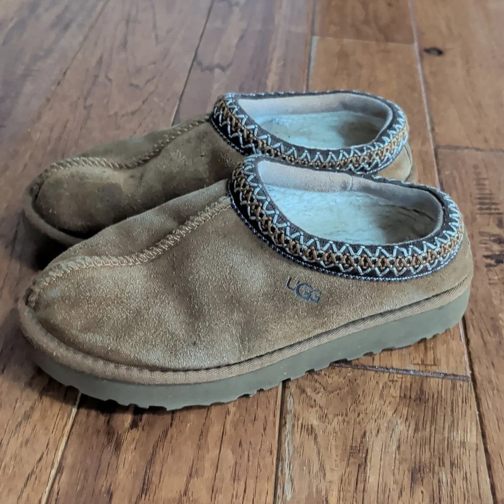 UGG Tasman ll Chestnut Tan Suede Slippers - Picture 3 of 8